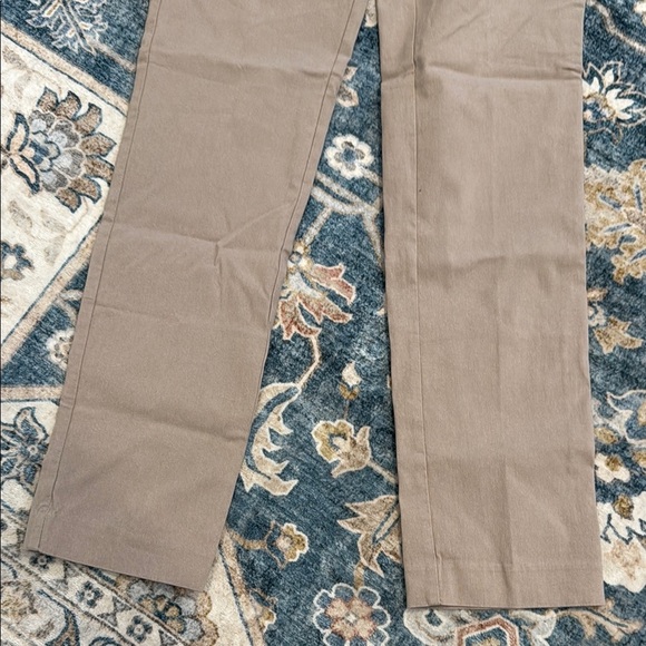 Harve Benard 4 Skinny Leg Beige Trousers - Picture 4 of 7